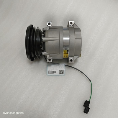Excavator Parts Air Conditioning Compressor 11Q6-90040 For R160LC7A R180LC9S