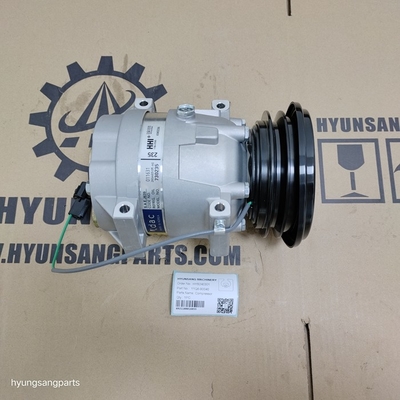Excavator Parts Air Conditioning Compressor 11Q6-90040 For R160LC7A R180LC9S